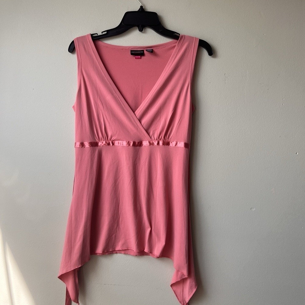 Women's medium cotton Tank Top old college inn pink blouse